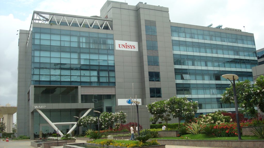 Unisys Hiring Any Graduate for Service Desk Associate