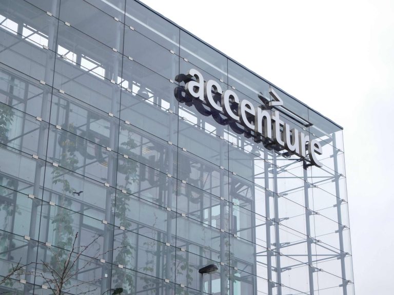 Accenture to Hiring 30,000 Freshers in India